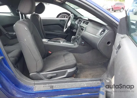 2013 Ford Mustang V6 из США, поврежденный, VIN 1ZVBP8AM7D5228491